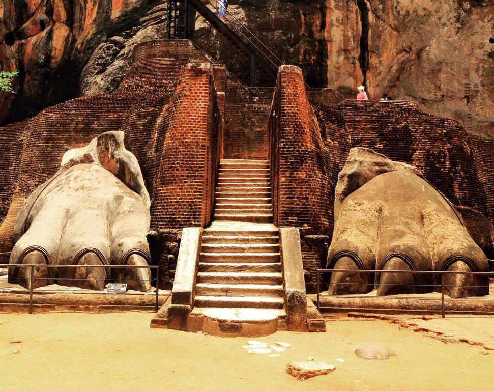 The Courtyard Villa Sigiriya Exterior photo